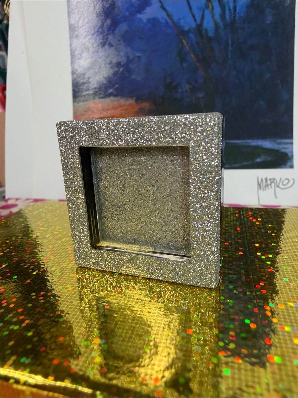 Hard Candy Single & Loving it Glitter Square Disco Dancer Silver Eyeshadow